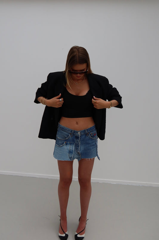 mini skirt 01