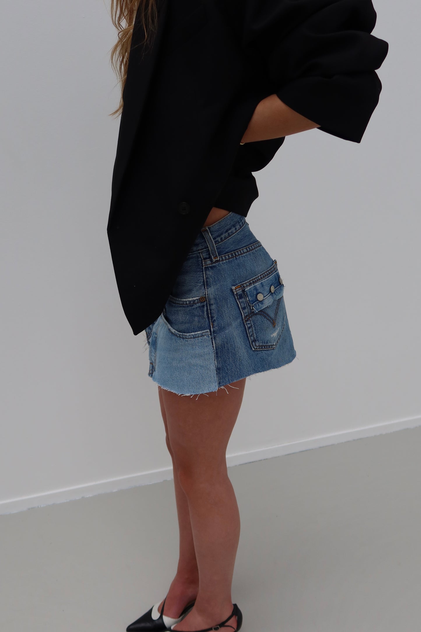 mini skirt 01