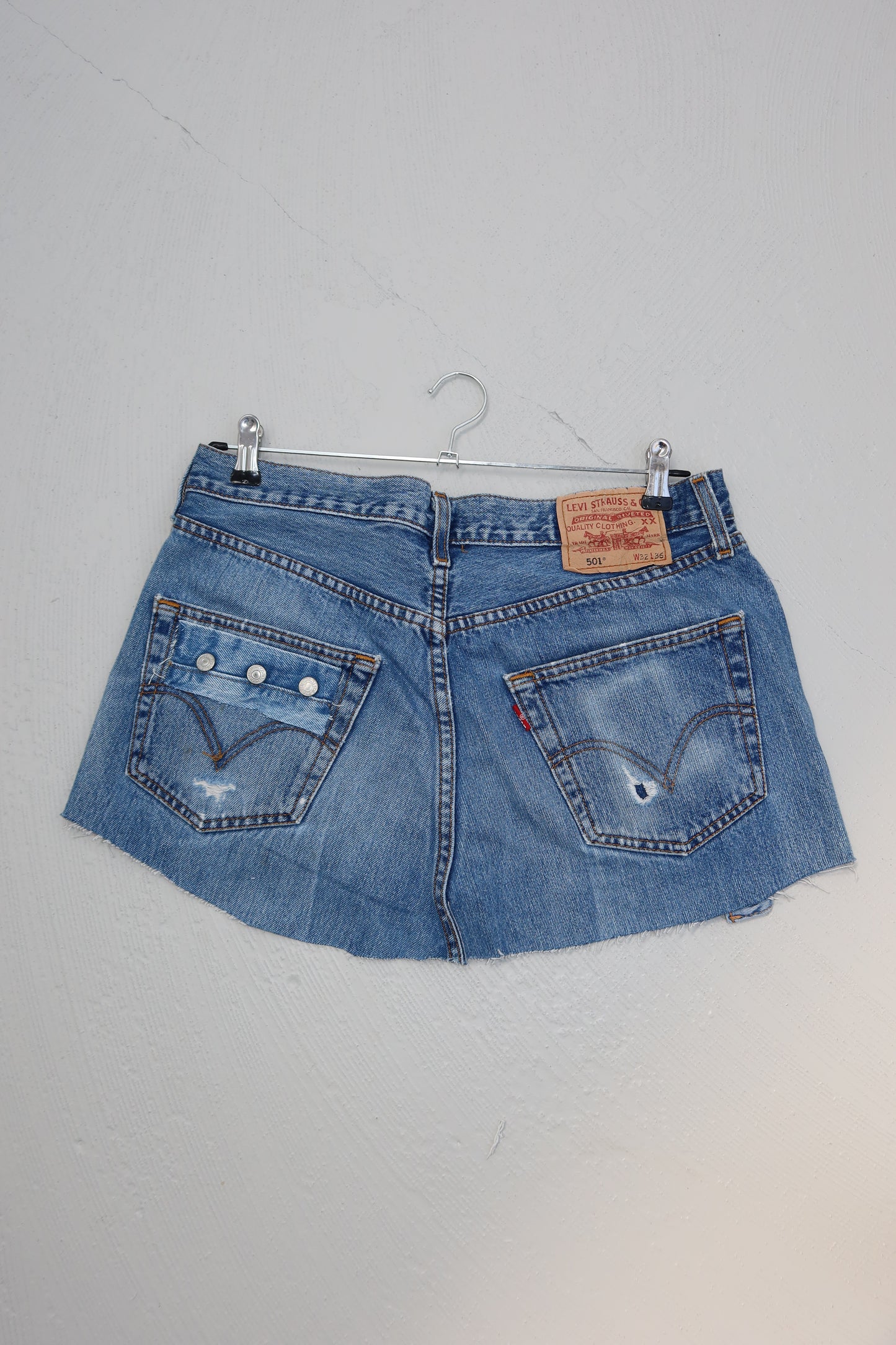 mini skirt 01
